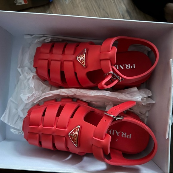 Authentic prada red monolith rubber sandals - Picture 3 of 6